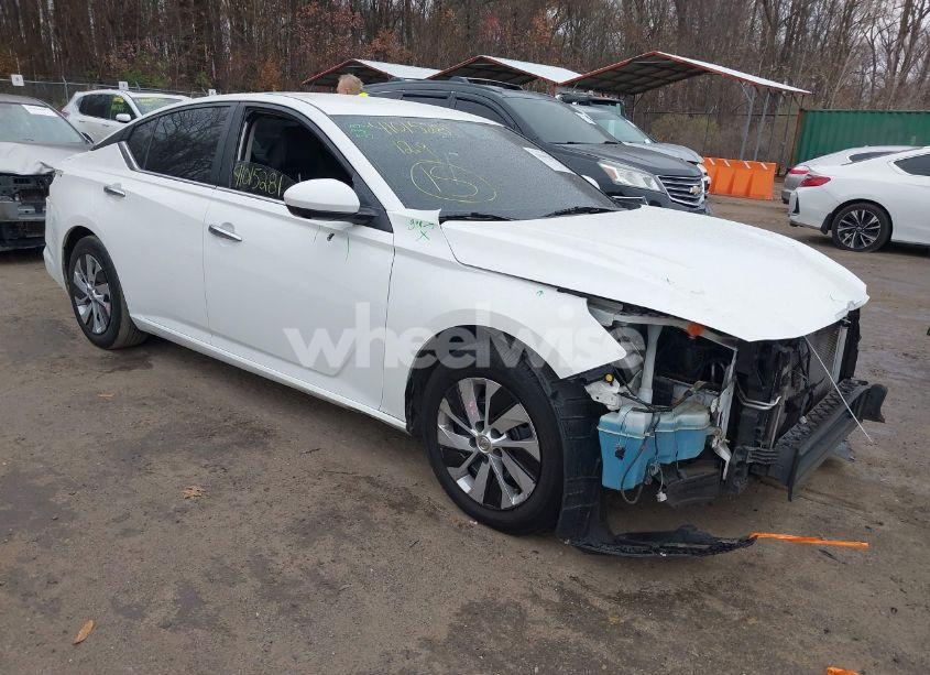2020 Nissan Altima S FWD (VIN 1N4BL4BV6LC198995) main photo