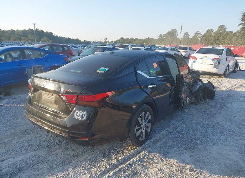 Photo 4 of 2020 Nissan Altima S FWD (VIN 1N4BL4BV6LC210594)