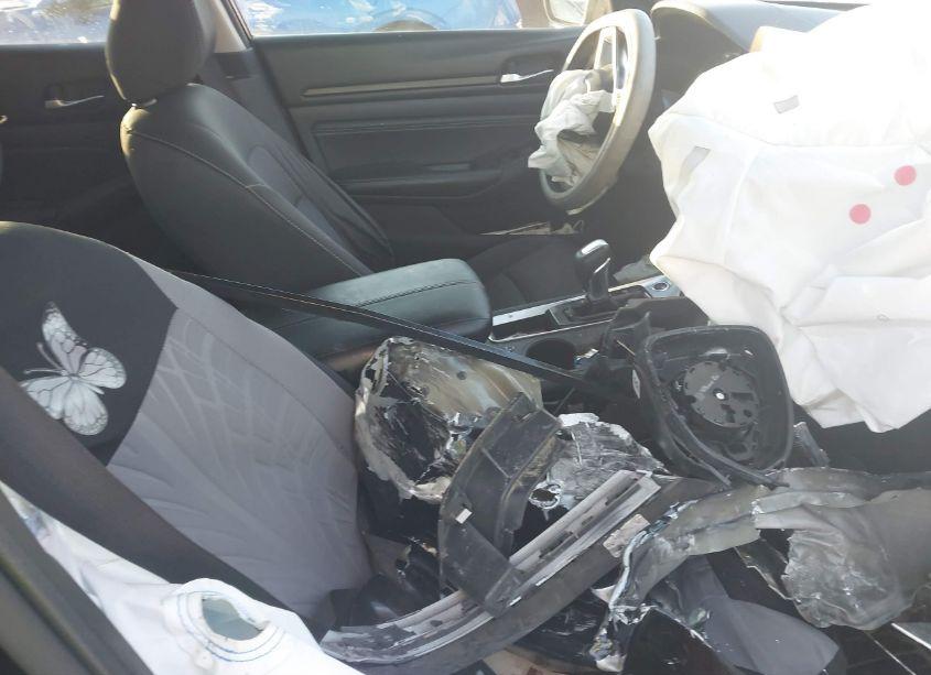 Photo 5 of 2020 Nissan Altima S FWD (VIN 1N4BL4BV6LC210594)