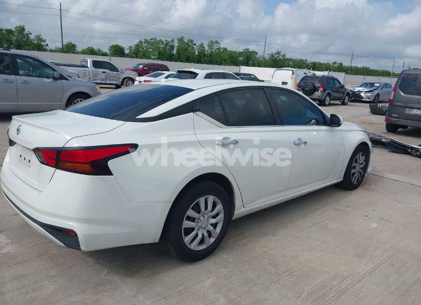 Photo 4 of 2020 Nissan Altima S FWD (VIN 1N4BL4BV6LC224513)