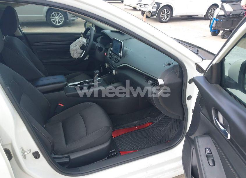 Photo 5 of 2020 Nissan Altima S FWD (VIN 1N4BL4BV6LC224513)