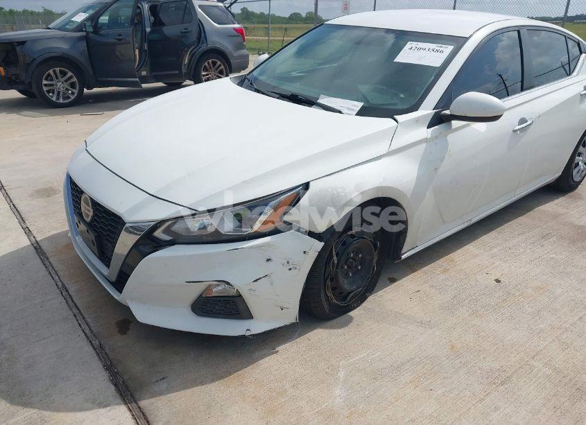 Photo 6 of 2020 Nissan Altima S FWD (VIN 1N4BL4BV6LC224513)