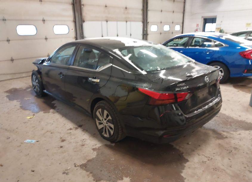 Photo 3 of 2020 Nissan Altima S FWD (VIN 1N4BL4BV6LC235379)