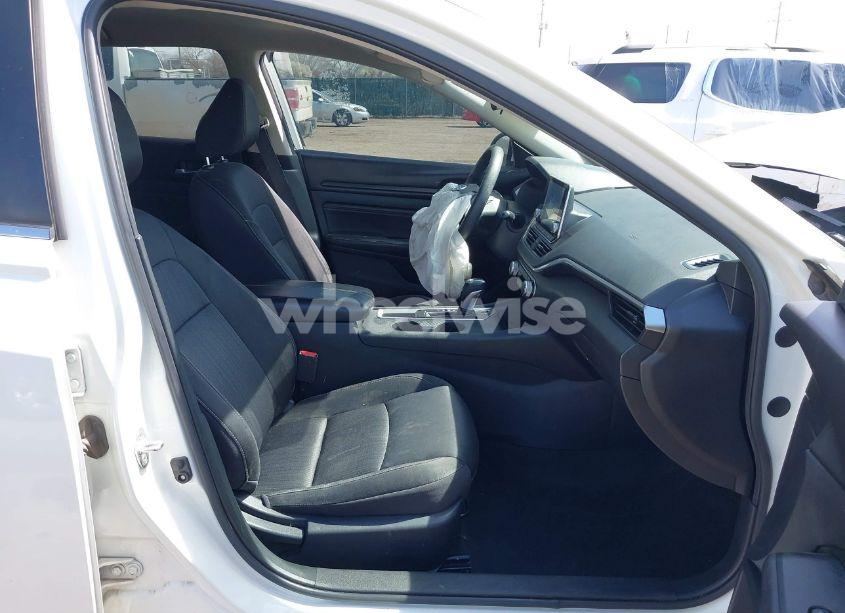 Photo 5 of 2020 Nissan Altima S FWD (VIN 1N4BL4BV6LC237634)