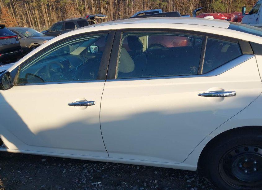 Photo 15 of 2020 Nissan Altima S FWD (VIN 1N4BL4BV6LC255535)