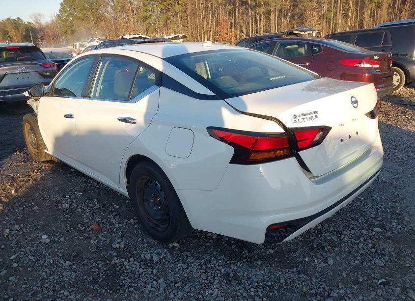 Photo 3 of 2020 Nissan Altima S FWD (VIN 1N4BL4BV6LC255535)