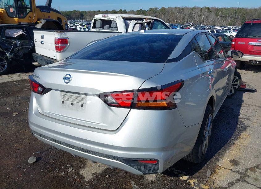 Photo 4 of 2020 Nissan Altima S FWD (VIN 1N4BL4BV6LC268642)