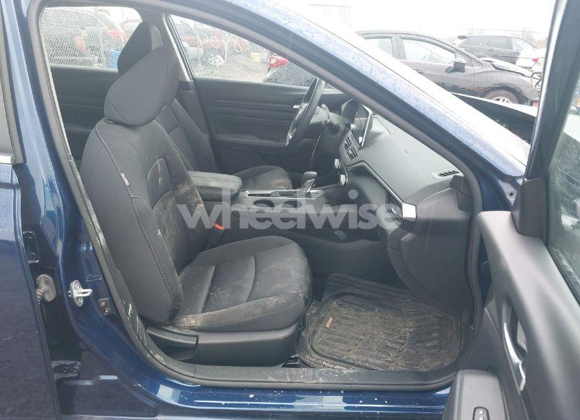 Photo 5 of 2020 Nissan Altima S FWD (VIN 1N4BL4BV6LC281939)