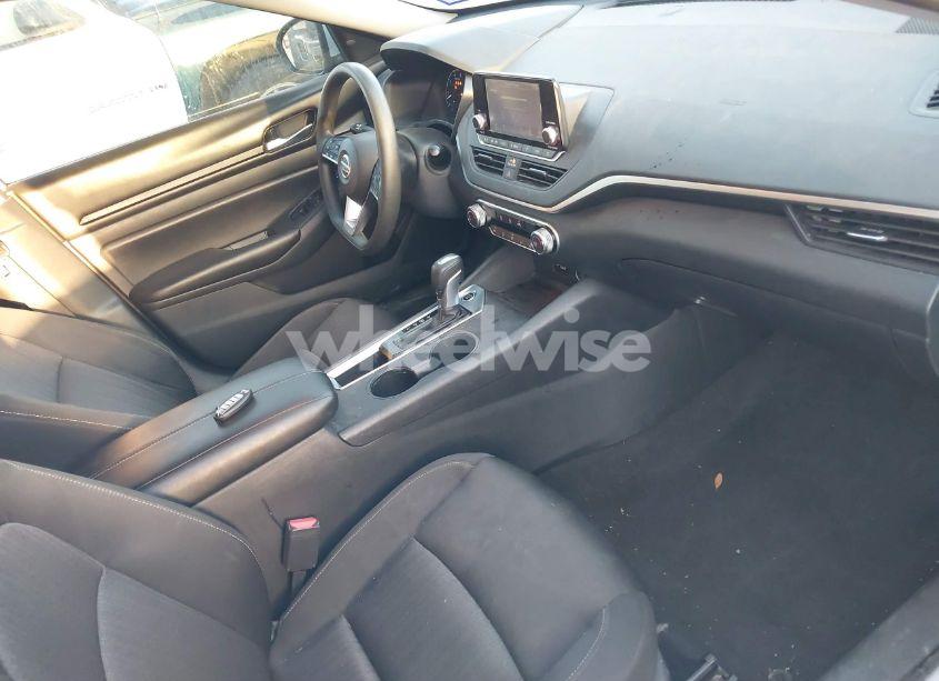 Photo 5 of 2021 Nissan Altima S FWD (VIN 1N4BL4BV6MN310474)