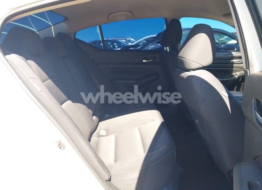 Photo 8 of 2021 Nissan Altima S FWD (VIN 1N4BL4BV6MN359741)