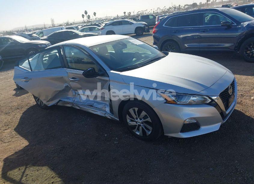 2021 Nissan Altima S FWD (VIN 1N4BL4BV6MN383067) main photo