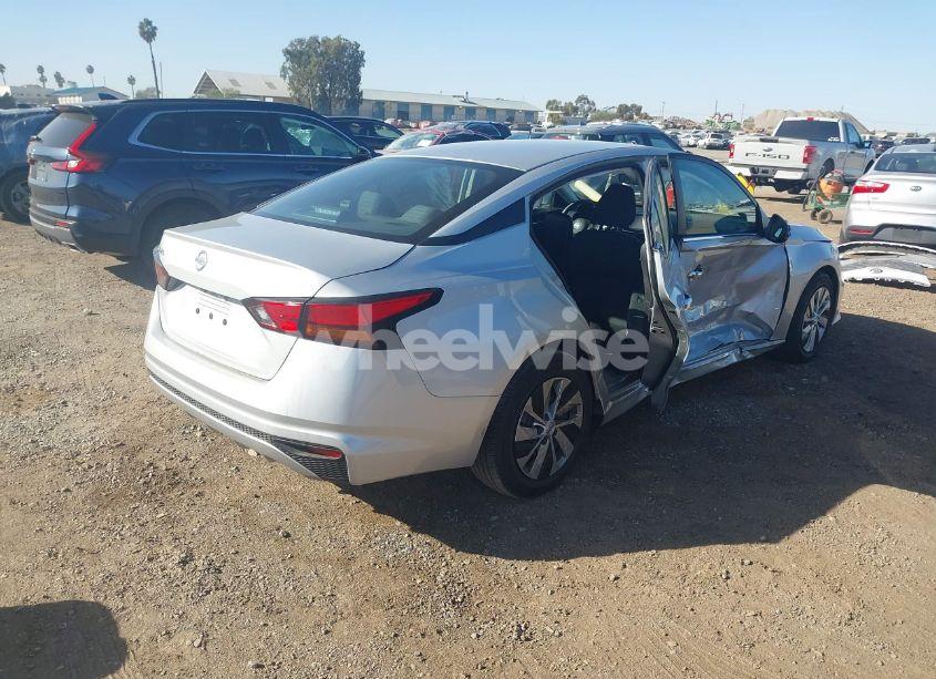 Photo 4 of 2021 Nissan Altima S FWD (VIN 1N4BL4BV6MN383067)