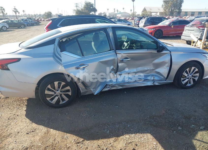 Photo 6 of 2021 Nissan Altima S FWD (VIN 1N4BL4BV6MN383067)