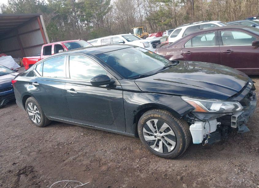 Photo 13 of 2022 Nissan Altima 2.5 S (VIN 1N4BL4BV6NN318477)