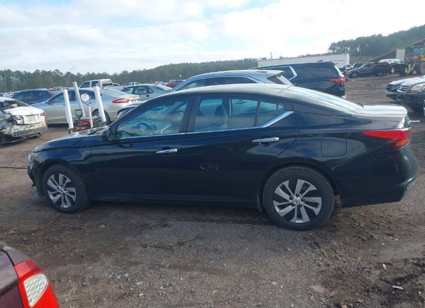 Photo 14 of 2022 Nissan Altima 2.5 S (VIN 1N4BL4BV6NN318477)