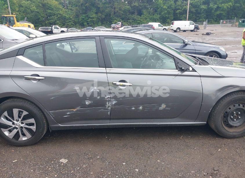 Photo 13 of 2022 Nissan Altima S FWD (VIN 1N4BL4BV6NN341788)