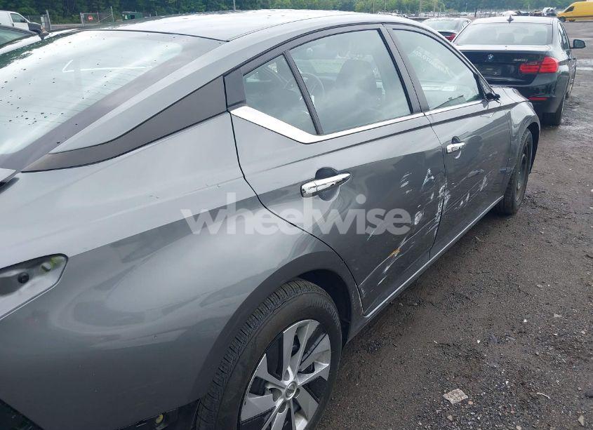 Photo 17 of 2022 Nissan Altima S FWD (VIN 1N4BL4BV6NN341788)