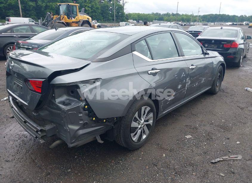 Photo 4 of 2022 Nissan Altima S FWD (VIN 1N4BL4BV6NN341788)