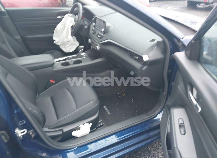 Photo 5 of 2022 Nissan Altima 2.5 S (VIN 1N4BL4BV6NN343542)