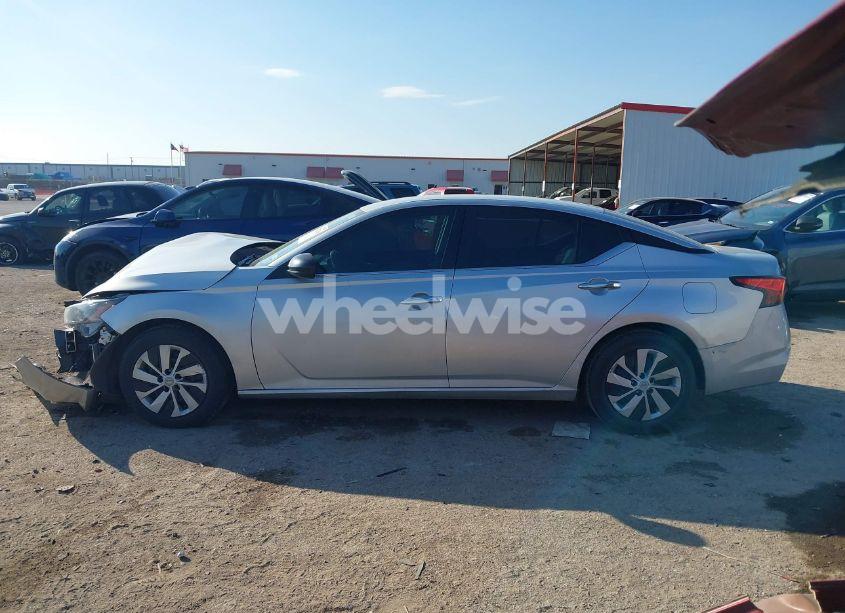 Photo 14 of 2022 Nissan Altima 2.5 S (VIN 1N4BL4BV6NN368974)