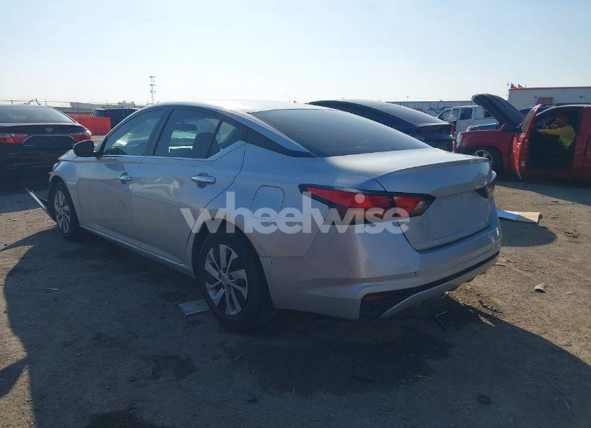 Photo 3 of 2022 Nissan Altima 2.5 S (VIN 1N4BL4BV6NN368974)