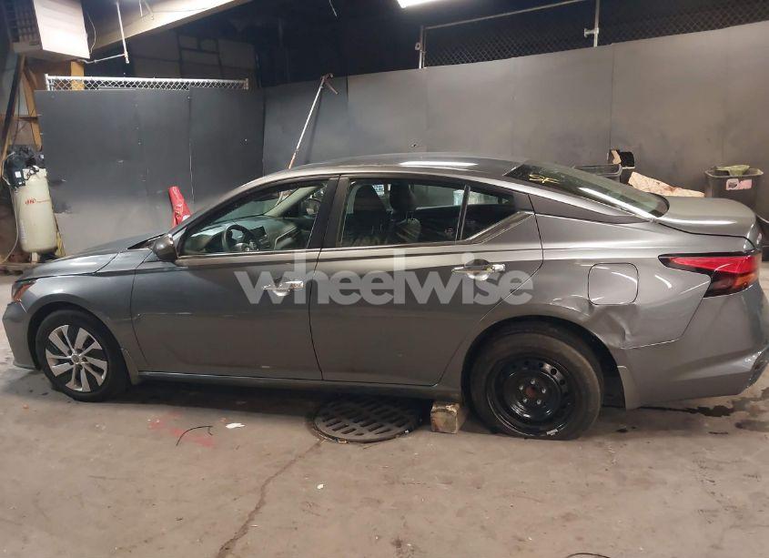 Photo 14 of 2023 Nissan Altima S FWD (VIN 1N4BL4BV6PN337405)