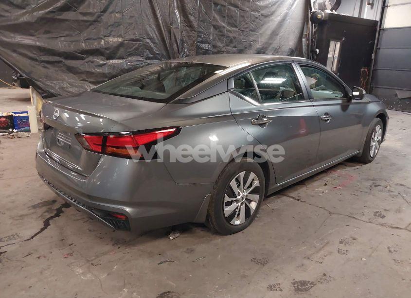 Photo 4 of 2023 Nissan Altima S FWD (VIN 1N4BL4BV6PN337405)