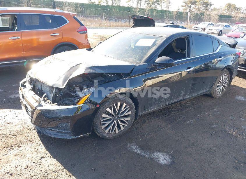 Photo 2 of 2024 Nissan Altima S FWD (VIN 1N4BL4BV6RN317903)