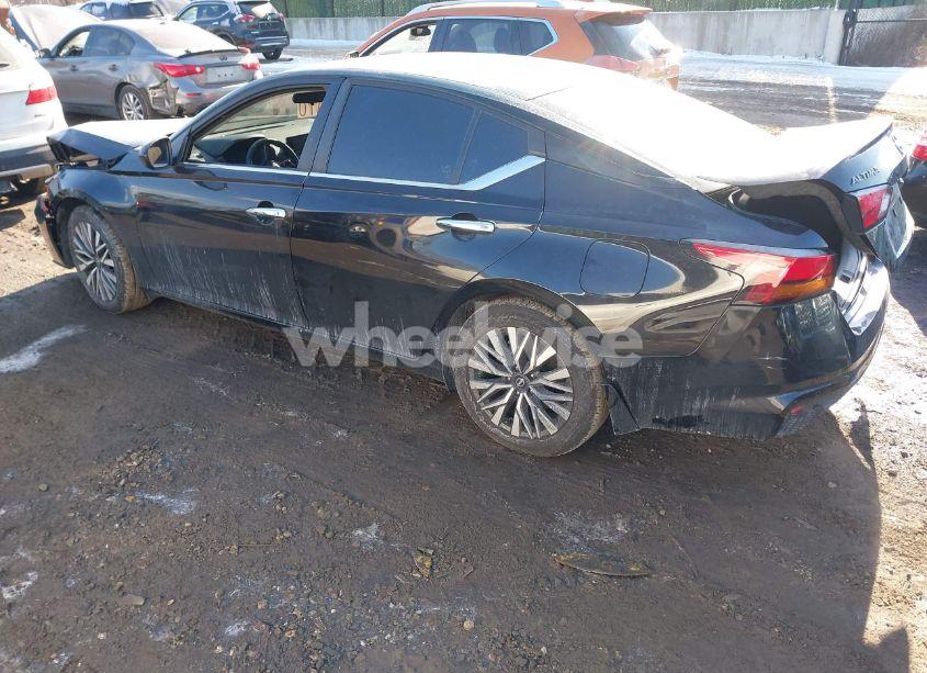 Photo 3 of 2024 Nissan Altima S FWD (VIN 1N4BL4BV6RN317903)