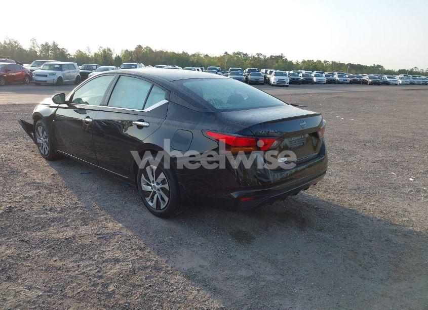 Photo 3 of 2024 Nissan Altima S FWD (VIN 1N4BL4BV6RN349170)