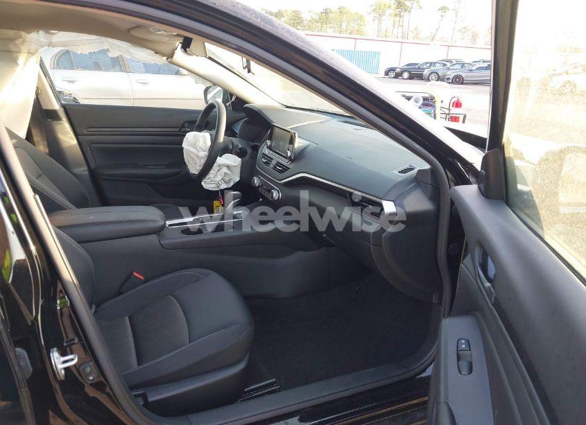 Photo 5 of 2024 Nissan Altima S FWD (VIN 1N4BL4BV6RN349170)