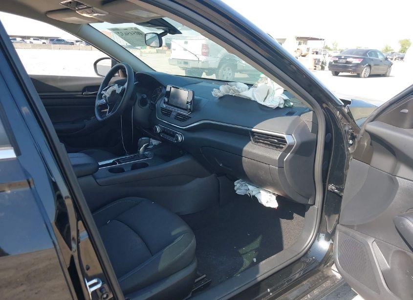 Photo 5 of 2024 Nissan Altima S FWD (VIN 1N4BL4BV6RN406533)