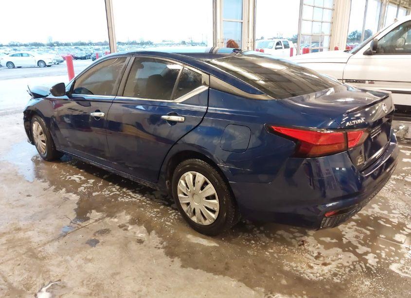 Photo 3 of 2019 Nissan Altima 2.5 S (VIN 1N4BL4BV7KC131806)