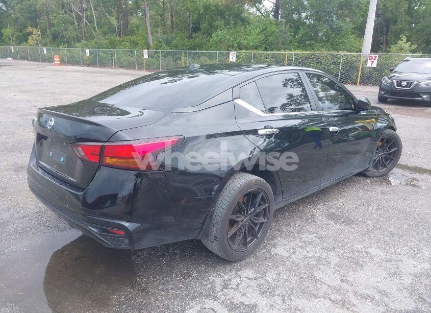 Photo 4 of 2019 Nissan Altima 2.5 S (VIN 1N4BL4BV7KC136407)