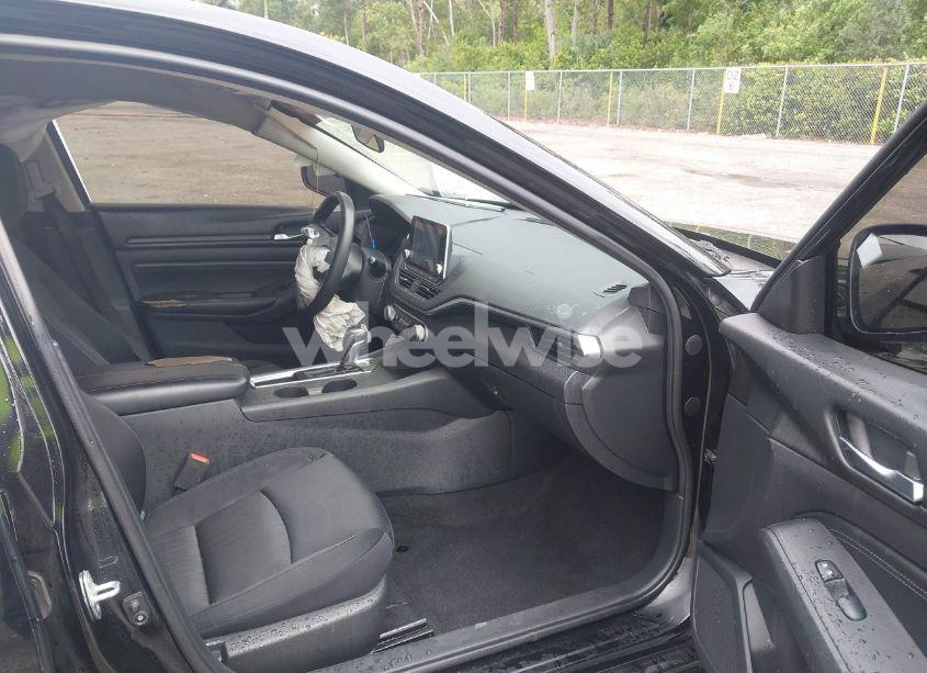 Photo 5 of 2019 Nissan Altima 2.5 S (VIN 1N4BL4BV7KC136407)