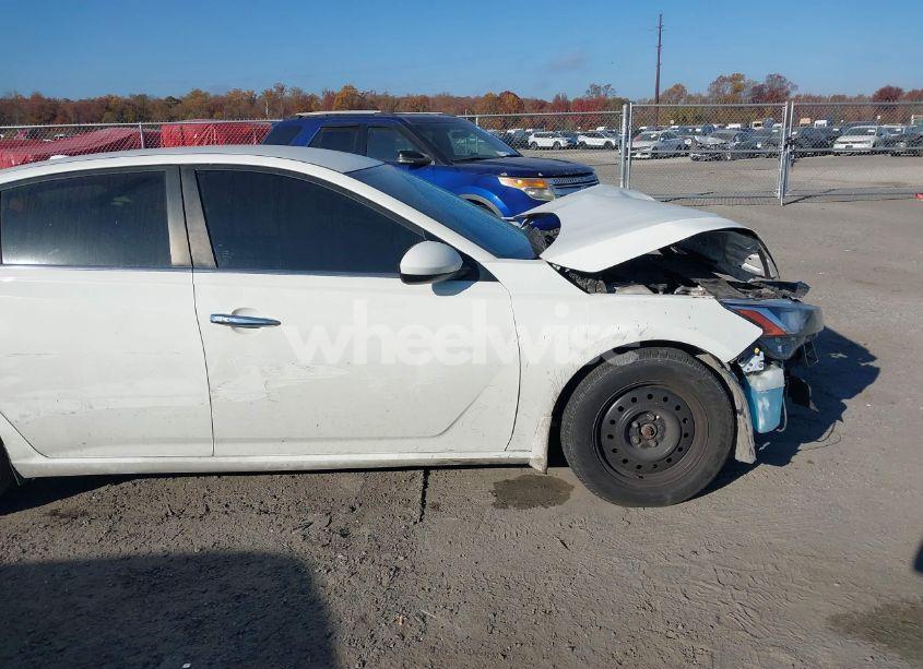Photo 13 of 2019 Nissan Altima 2.5 S (VIN 1N4BL4BV7KC156415)