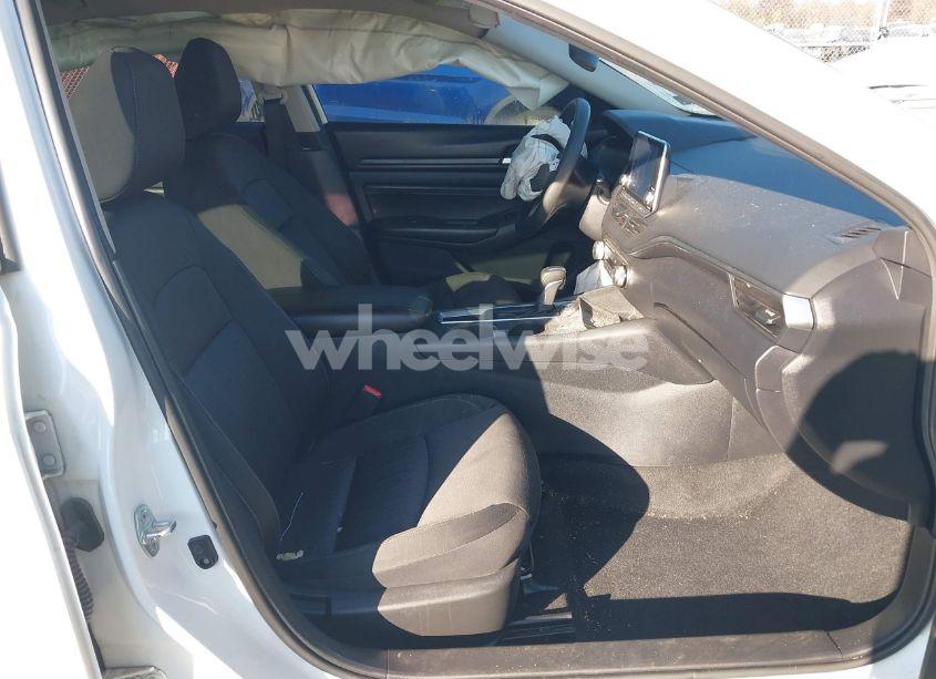 Photo 5 of 2019 Nissan Altima 2.5 S (VIN 1N4BL4BV7KC156415)