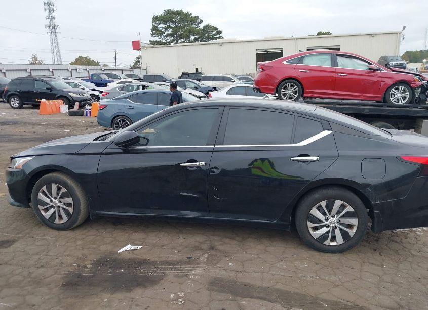 Photo 14 of 2019 Nissan Altima 2.5 S (VIN 1N4BL4BV7KC195733)