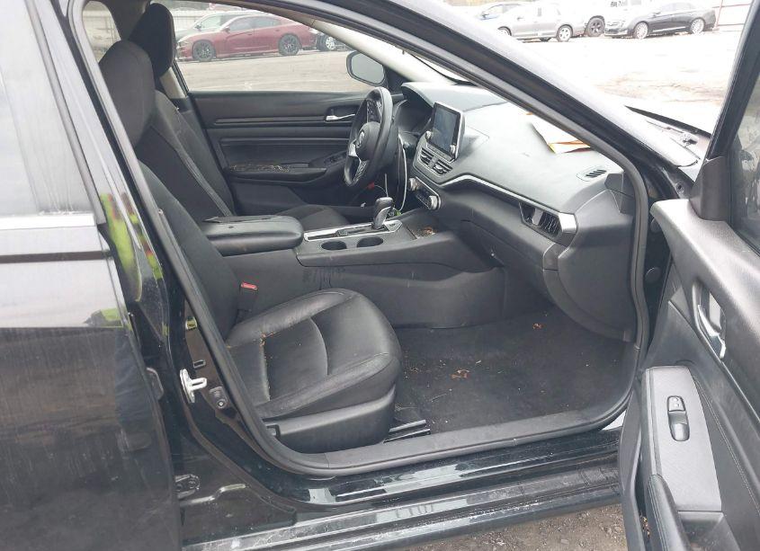 Photo 5 of 2019 Nissan Altima 2.5 S (VIN 1N4BL4BV7KC195733)