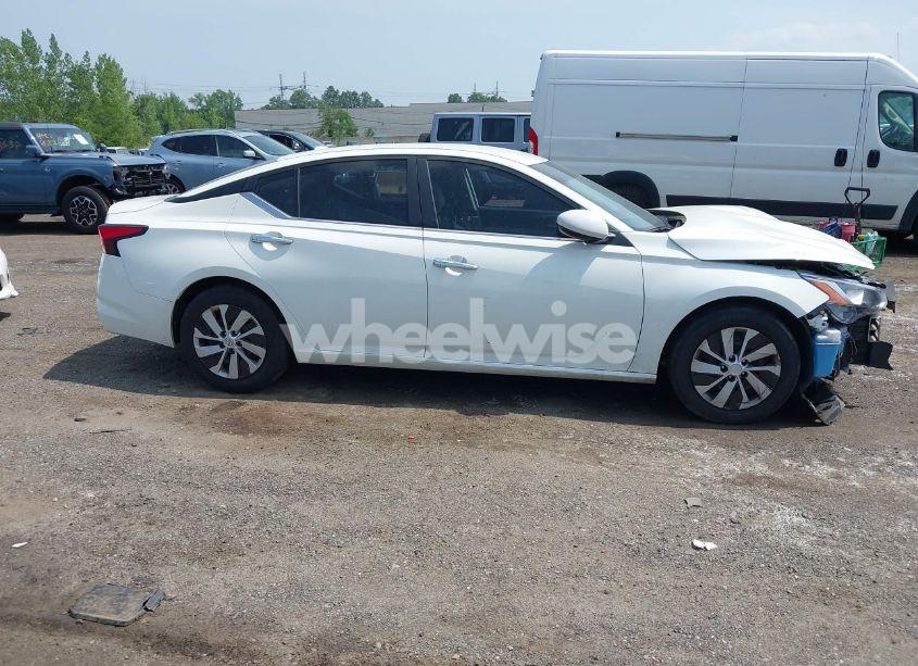 Photo 14 of 2019 Nissan Altima 2.5 S (VIN 1N4BL4BV7KC198633)