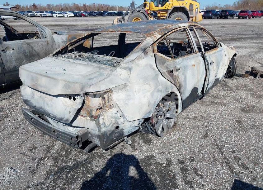 Photo 4 of 2019 Nissan Altima 2.5 S (VIN 1N4BL4BV7KC209422)