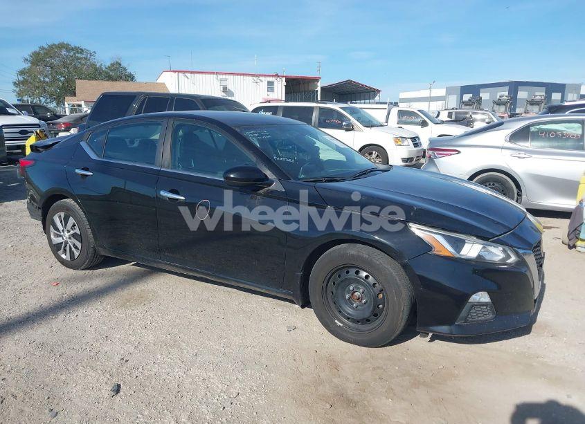 2019 Nissan Altima 2.5 S (VIN 1N4BL4BV7KC215270) main photo