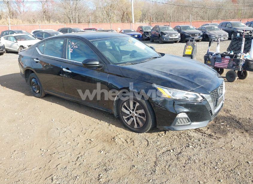 2019 Nissan Altima 2.5 S (VIN 1N4BL4BV7KC243666) main photo