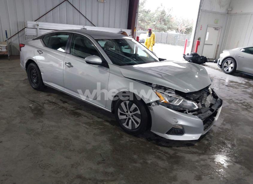 2019 Nissan Altima 2.5 S (VIN 1N4BL4BV7KC245157) main photo