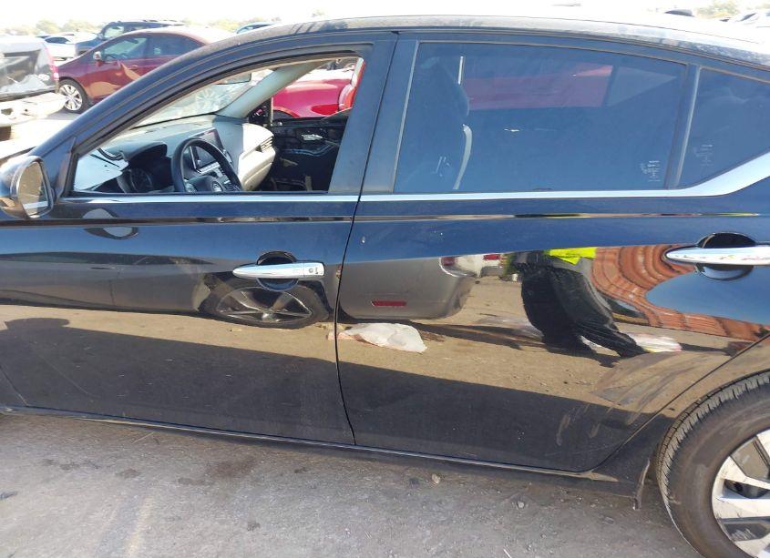 Photo 14 of 2019 Nissan Altima 2.5 S (VIN 1N4BL4BV7KC249306)