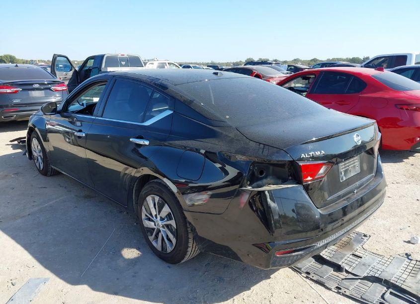 Photo 3 of 2019 Nissan Altima 2.5 S (VIN 1N4BL4BV7KC249306)