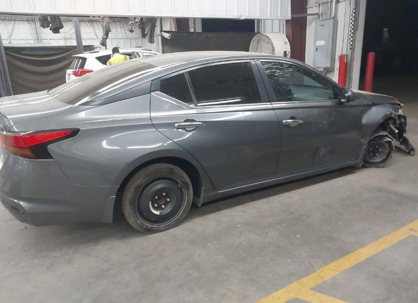 Photo 13 of 2019 Nissan Altima 2.5 S (VIN 1N4BL4BV7KN305961)