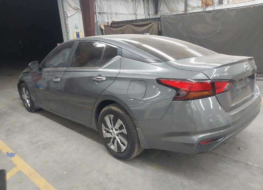 Photo 3 of 2019 Nissan Altima 2.5 S (VIN 1N4BL4BV7KN305961)