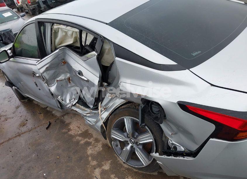 Photo 18 of 2019 Nissan Altima 2.5 S (VIN 1N4BL4BV7KN317835)