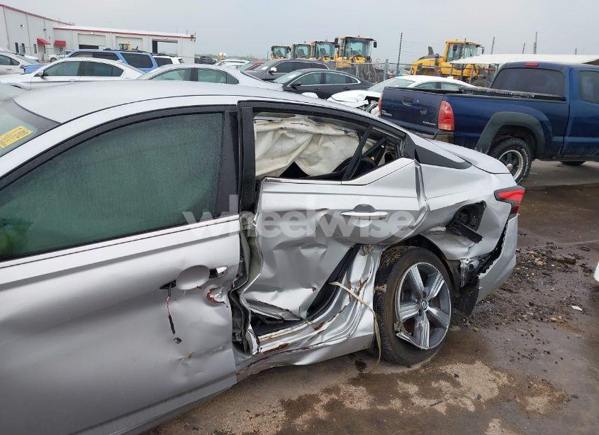 Photo 6 of 2019 Nissan Altima 2.5 S (VIN 1N4BL4BV7KN317835)